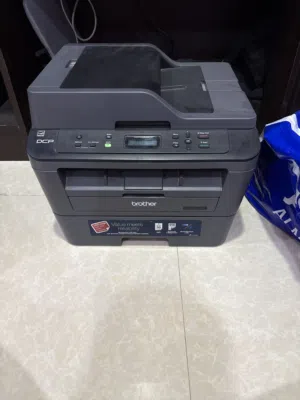 طابعة من نوع brother(DCP-L2540DW)نظيفة و مستعملة بشكل خفيف