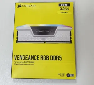 ذاكره DDR5 رام فينجانس سعه 32 جيجابايت (16-2) بإضاءة ملونه RGB،ذاكرة 6200 ميجاهيرتز بمعالجIntel XMP