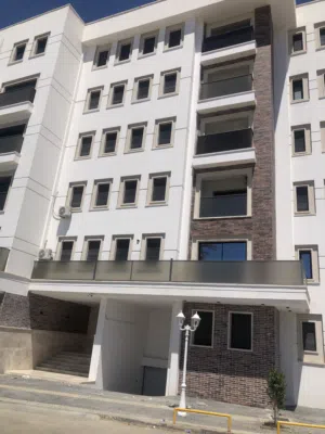 شقق للبيع البطاطا مقابل السجل المدني طرابلس