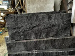 حجر بازلت طبزة 90 قرش المتر الطولي