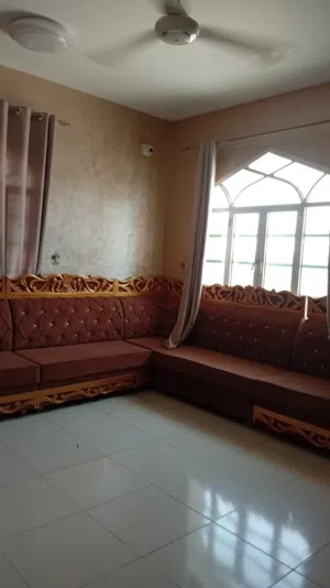 اثاث مستعمل ونظيف
