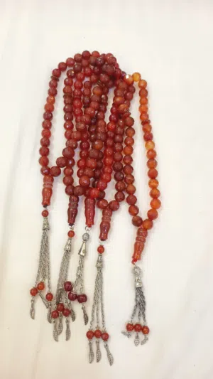 سبحه عقيق أحمر طبيعي