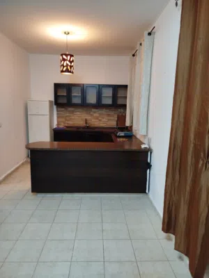 شقة للايجار لطالبات