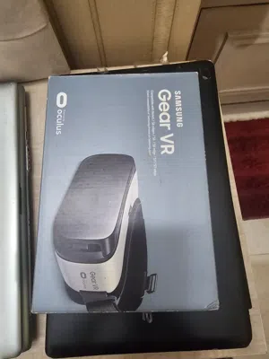 للبيع نظارة الواقع الافتراضي