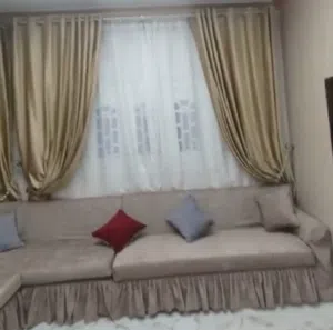 ركنه وستاير تفصيل من احسن خامات مع كفر ركنه وطاوله وسجادة للبيع مكاني المنوفيه