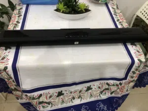 للبيع سماعتين وتلفزيون