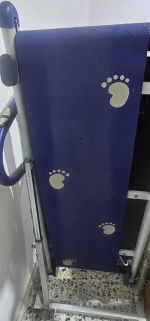 جهاز رياضي  مستعمل جري و بيه هزاز