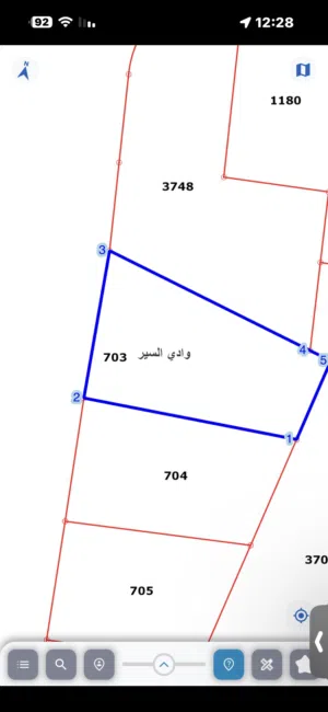 السابع ارض تجاري 370م قرب السيفوي واجهه اماميه 18م موقع مميز اقوى موقع تجاري