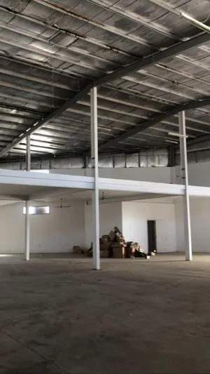 Stand Alone Building Showroom Warehouse بنايه منفصله تصلح لمعرض او مخزن كبير