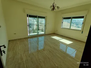 شقة للايجار - غرفتين نوم + صالون - ديلوكس تصلح للعرسان - حي عثمان بن عفان - آخر الحي الشرقي - صويلح