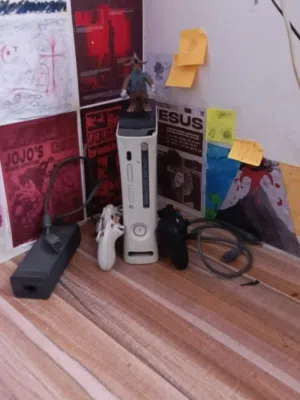 اكسبوكس 360 Xbox 360 'مستعمل معدل/مهكر'