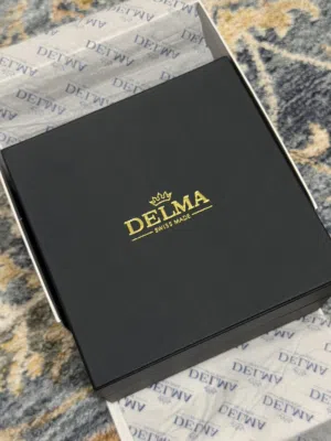 ساعة delma نظيفة جداً مع جميع المرفقات