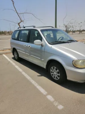 Used Kia Carnival in Yanbu