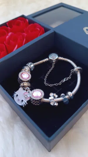 تصفية على اساور باندورا مع التشارمز فقط