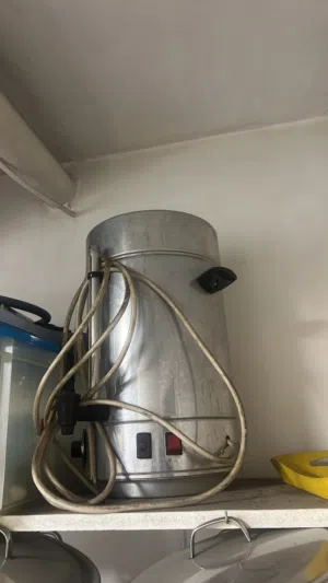 Stainless steel beverage dispenser and kettle electric