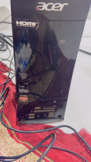 Acer Desktop PC i5 with DEL monitor model E1916hv price for both