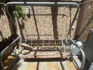 مرجيحة ثلاثية مقاعد للبيع بدون فرش