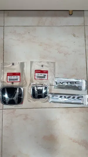 اغراض سفك و هايدروليك و كليبرات و ليتات و شعارات للبيع