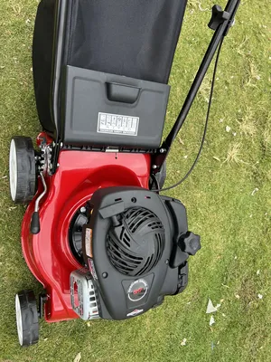 حصادة معشب بنزين مواصفات أمريكية بقوة تصل 5Hp اي ما يعادل 125cc تبريد هوائي دفع ذاتي