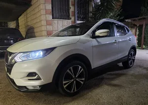 used-nissan-qashqai-in-nablus