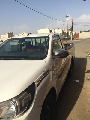 Used Toyota Hilux in Abu Arish