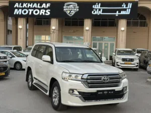 Used Toyota Land Cruiser in Muscat