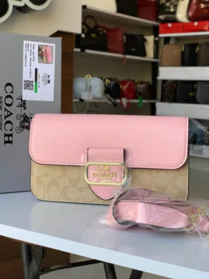 شنطة coach ميرور اوريجينال بالبوكس والداست باج