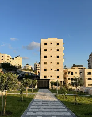 4 Bedrooms . 2 Bathrooms . 140 m20