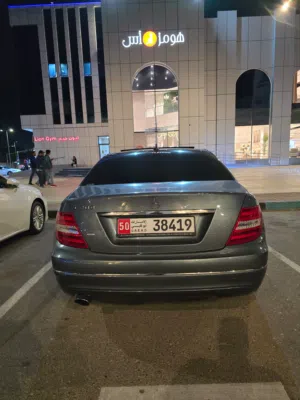 Mercedes C200 - GCC 4 cylinders