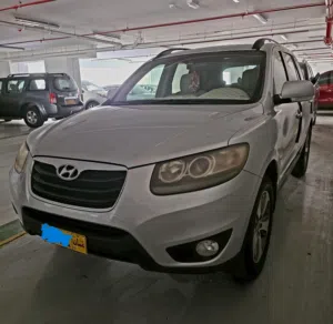 Hyundai santa-fe 2012, grey