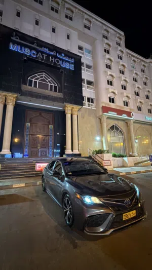 Toyota Camry 2018 Se hybrid