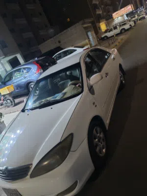 تيوتا كامري 2004