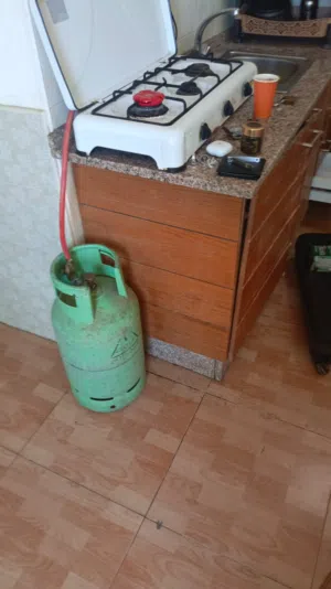 3 جرات غاز للبيع اقرا لوصف