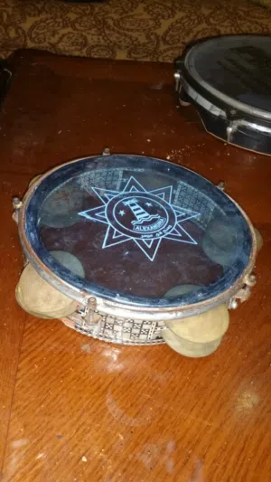 مجموعة طبول