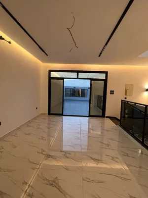 267 m2 More than 6 bedrooms Villa for Sale in Al Madinah Ad Difa