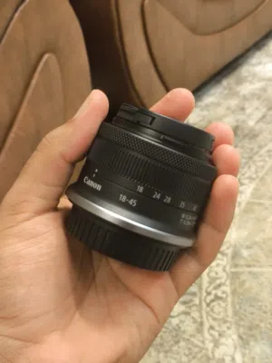 للبيع عدسة كروب سنسر Canon RF-S 18-45mm بحالة ممتازه