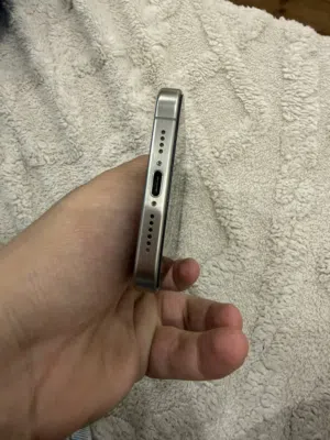 Apple iPhone 15 Pro Max 256 GB in Al Jahra