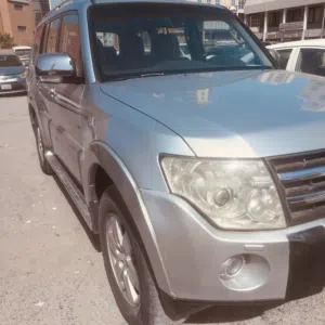 باجيروا موديل2007سياره عائليه7مقاعد الدرجه الاولي كامل المواصفات بانورما كراسي كهربا مرايات ضم سناسر