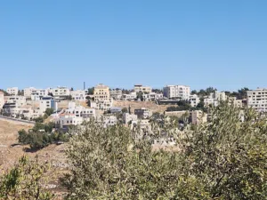 بدر الجديده الحديب  أجمل مناطق عمان الغربية بدر الجديده الحديب تبعد عن دابوق اشارة النسر خمس دقائق