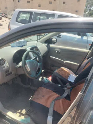 نيسان صنيي