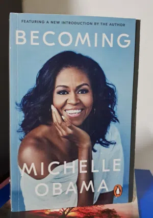 MICHELLE OBAMA- INTERNATIONAL BEST SELLER NON-FICTION BOOK