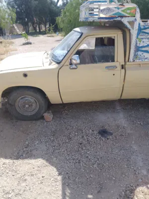 بكم تويوتا 1981 مرخصه طويل ومامنه