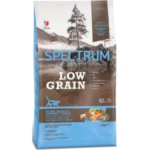 طعام جاف للقطط سبيكتروم 2 كجم، نكهات مختلفة