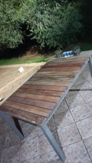 طاوله خارجية الخشب موقني