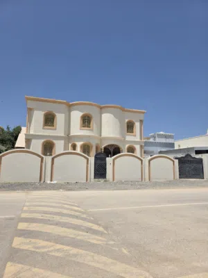 550 m2 More than 6 bedrooms Townhouse for Rent in Al Batinah Suwaiq