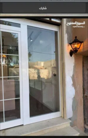 محل جلنار للاكسسوارات جنب محل اسحيم للملابس