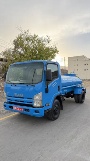 للبيع تنكر ايسوزو 3.5طن