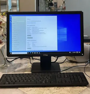 DELL Monitor and keyboard for immediate sale