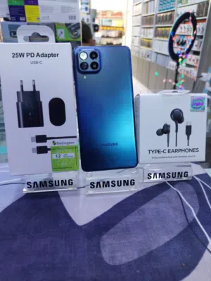 جهاز  نظيف  جدا M53 Samsung  1 28g 16ram مع بكج هدايا