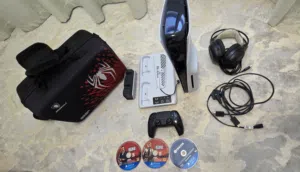 بلايستيشن 5 نظيفة استخدام خفيف